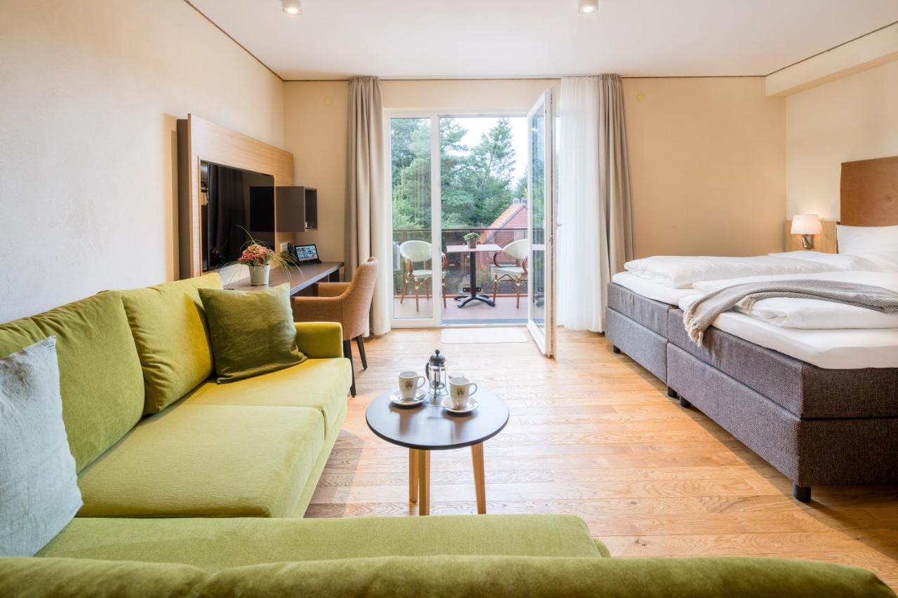 Parkhotel Jever Buitenkant foto